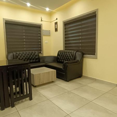 Sahara Suites Kochi Dış mekan fotoğraf